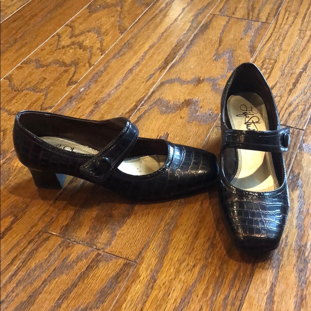 Ladies Life Stride Brown Heels